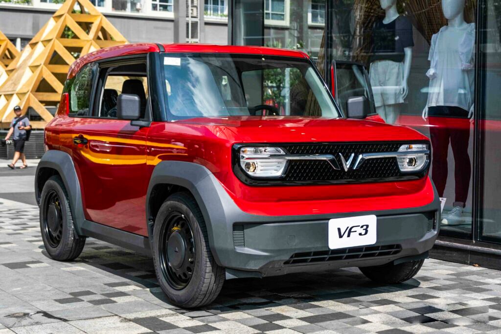 Hơn 10.000 xe &ocirc; t&ocirc; điện VinFast được b&agrave;n giao trong th&aacute;ng 1/2025 - 2