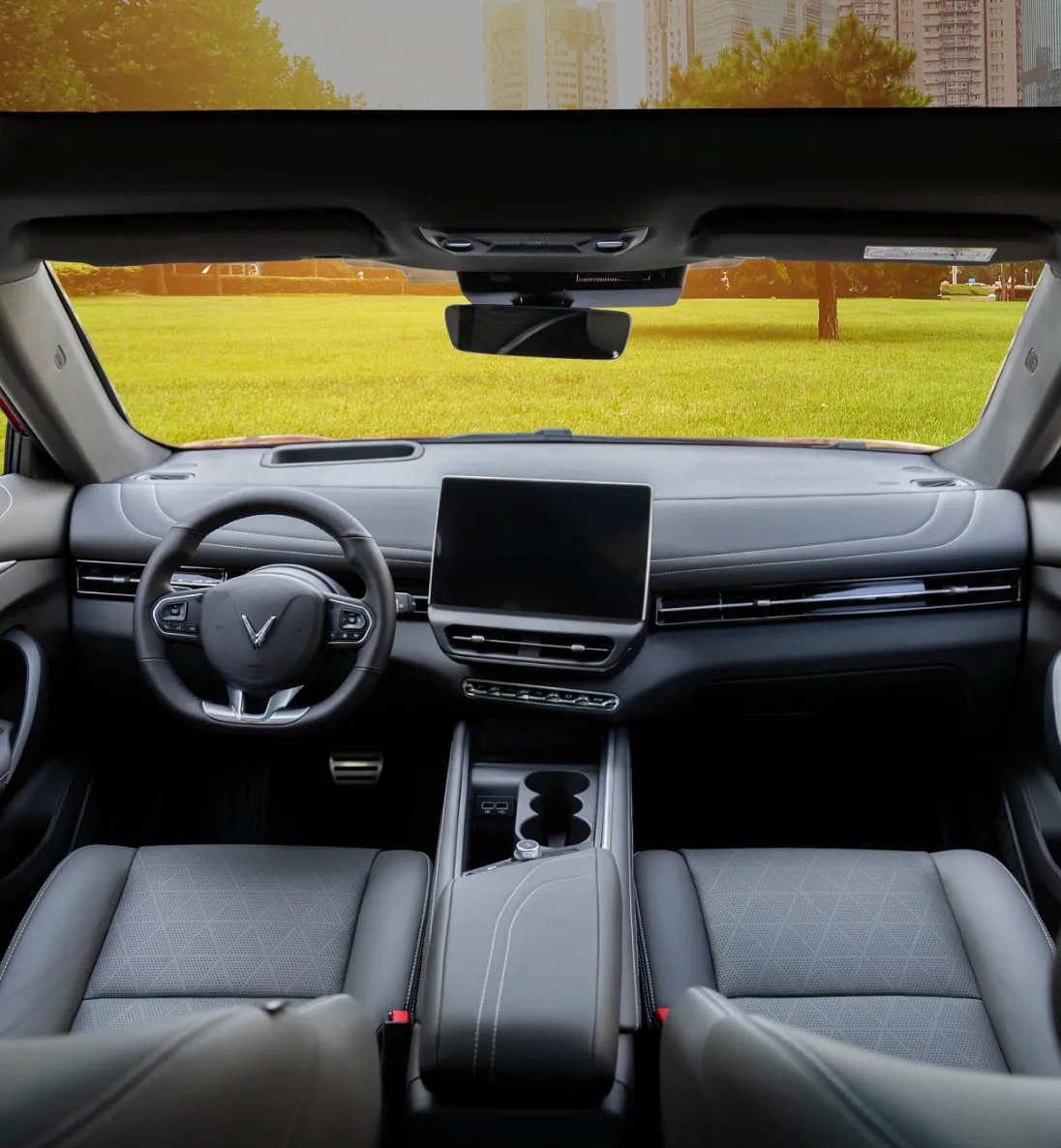 VF 7 exterior