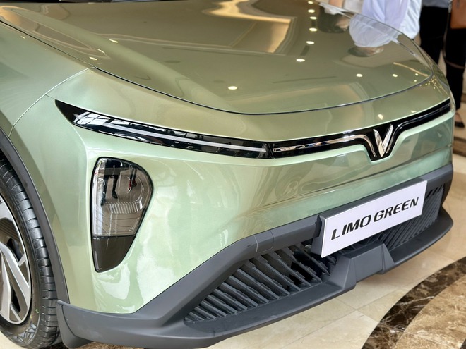 Ngoại thất VinFast Limo Green - 2